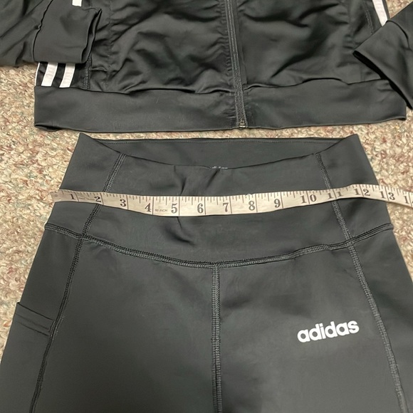New adidas 2 pc pantsuit - zip javket and legging pants - Picture 12 of 15